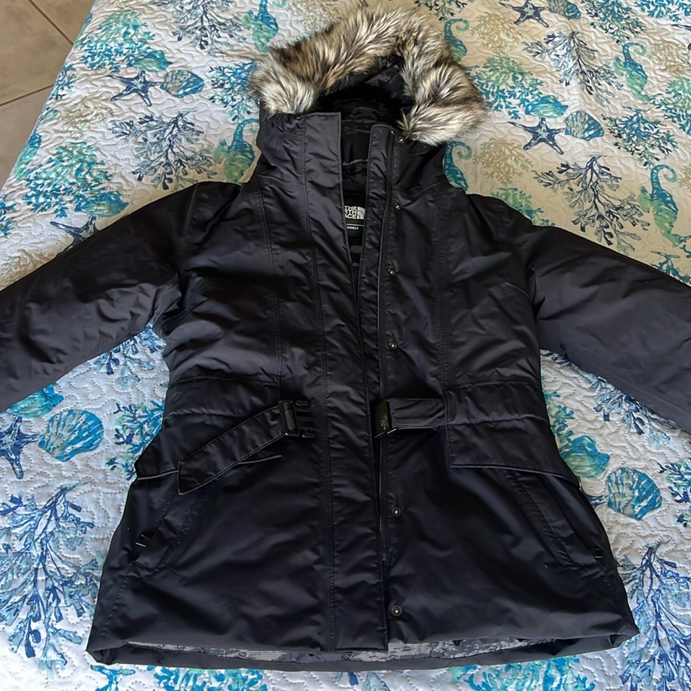 Women's North face insulated jacket